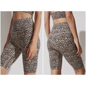 Varley Let's Move Biker Short Tan Leopard Spot Size XS Pilates Yoga Gym Hi Rise